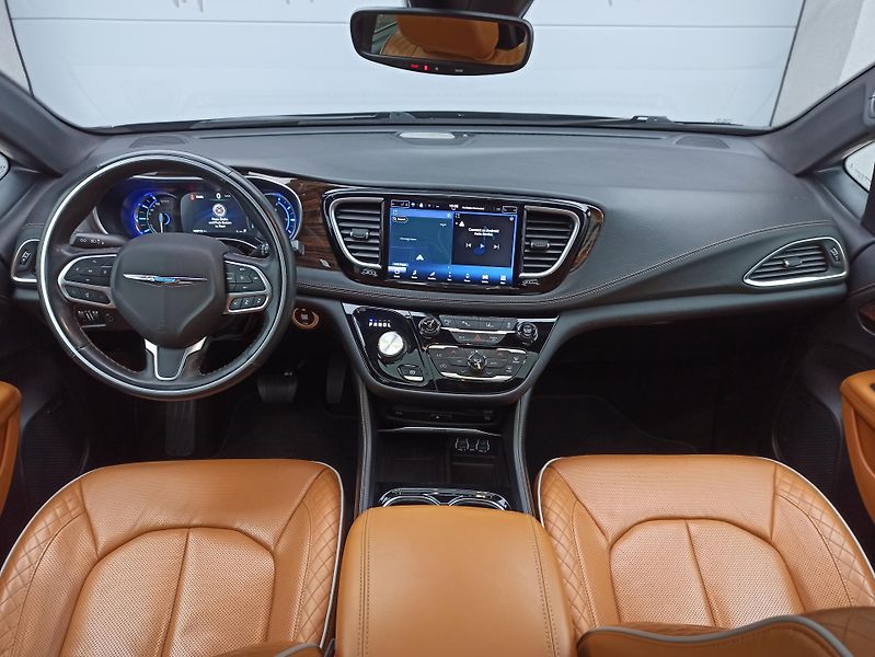 Chrysler Pacifica 3.6 194kW PHEV PINNACLE  - fotka 20 z 31