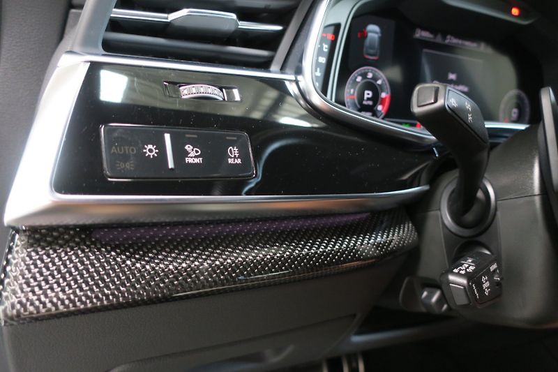 Audi SQ8 (2021) 4,0TDI V8 320 kW quattro - fotka 16 z 50