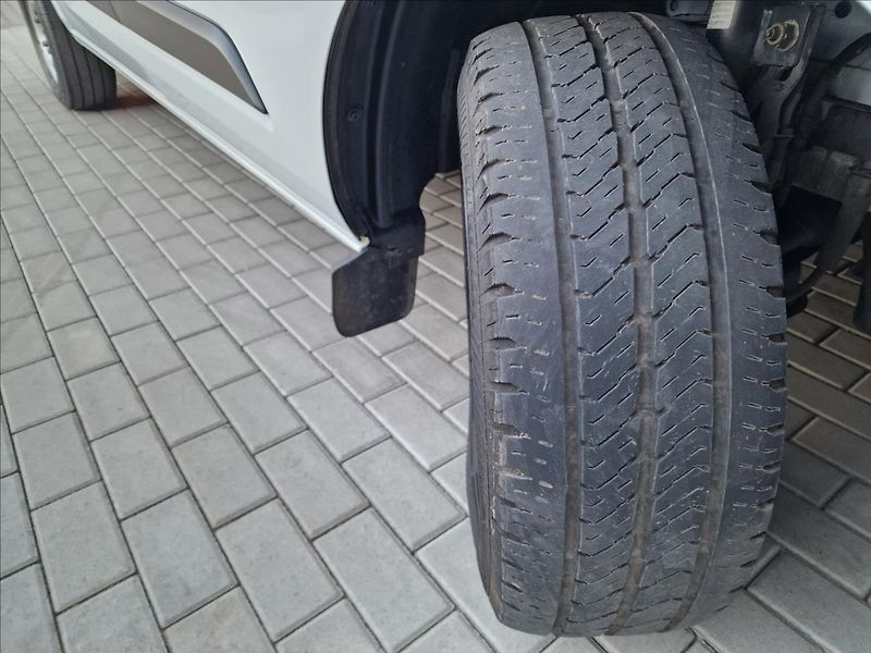 Ford Transit Custom 2.0TDCi Trend L1,ČR,1.Majitel - fotka 42 z 45