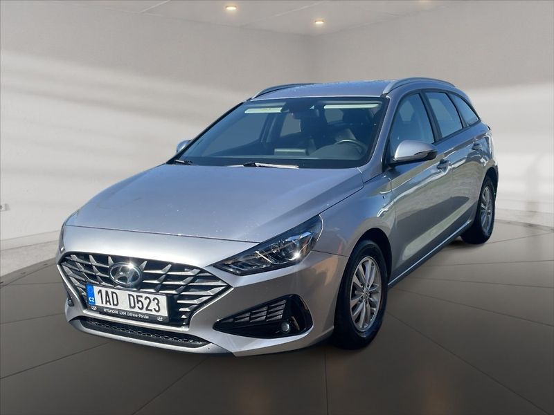 Hyundai i30 1,5 T MHEV Comf kombi - fotka 3 z 11