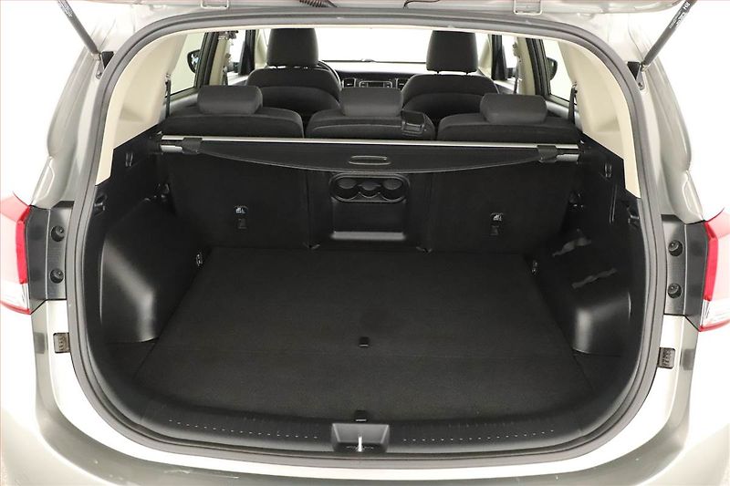 Kia Carens (2014) 1.6 GDI, Tempomat - fotka 14 z 15