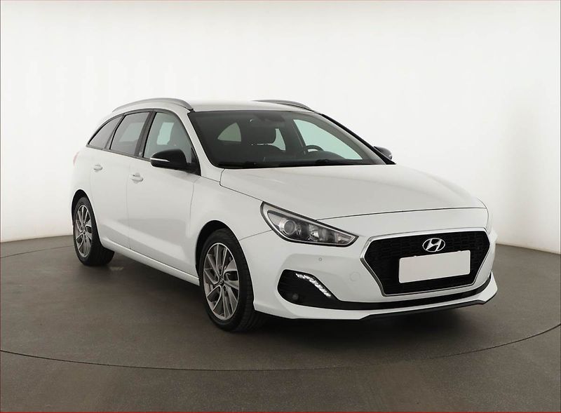 Hyundai i30 (2018) 1.4 T-GDI, Serv.kniha, Navi - fotografie inzerátu