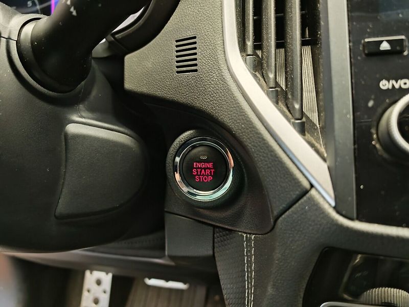 Subaru Forester 2.0 benzin - fotka 34 z 48