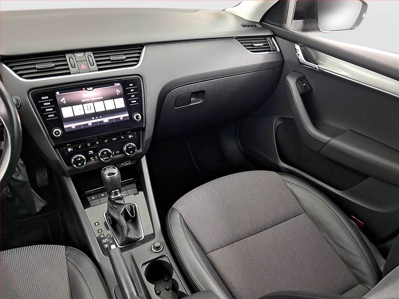 Škoda Octavia (2018) Style Plus 1.6 TDI, Automat - fotka 8 z 21