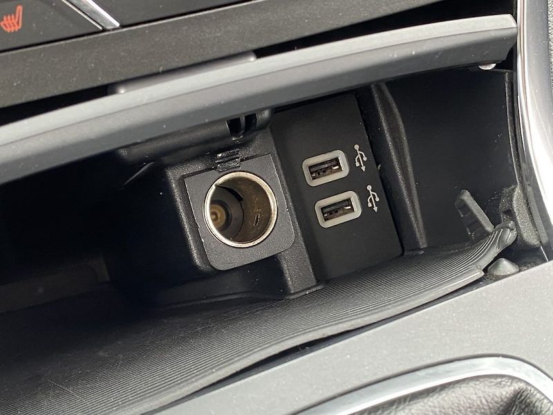 Ford Galaxy 2.0TDCi, 7míst, automat, tažné - fotka 27 z 35