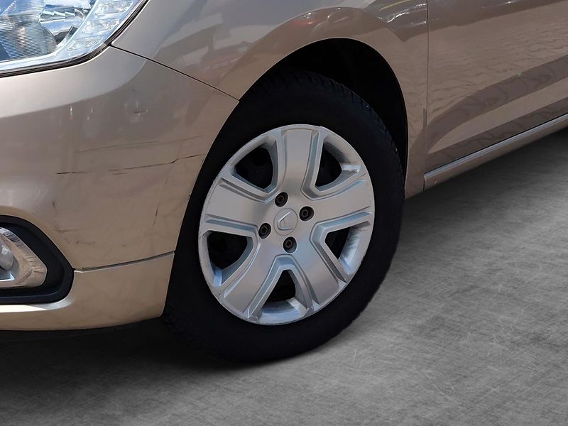 Dacia Sandero 1,0 SCe 54 kW Arctica - fotka 10 z 23
