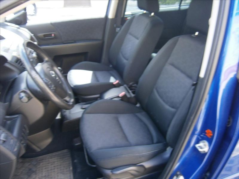 Mazda 5 2,0 D 81 KW - fotka 7 z 12