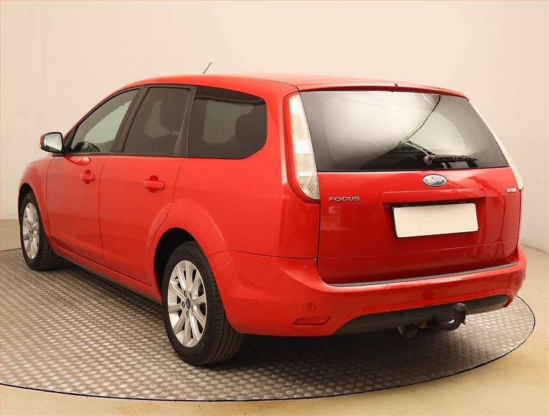 Ford Focus (2008) 1.6 TDCi, po STK, Tažné - fotka 4 z 16