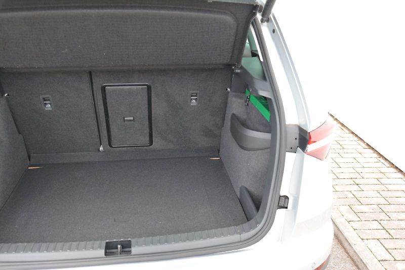 Škoda Karoq (2024) 1.5 TSI 110 kW TOP Selection D - fotka 10 z 29