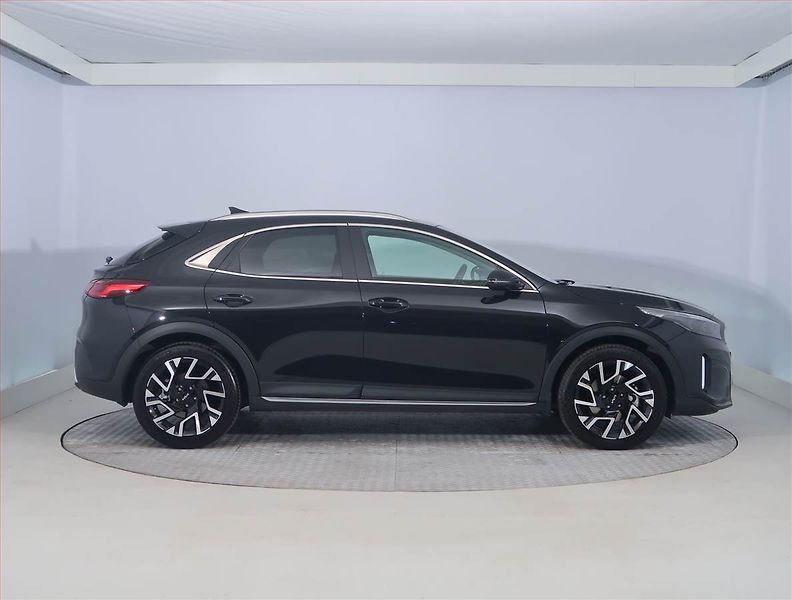 Kia XCeed (2025) 1.5 T-GDI - fotka 6 z 21