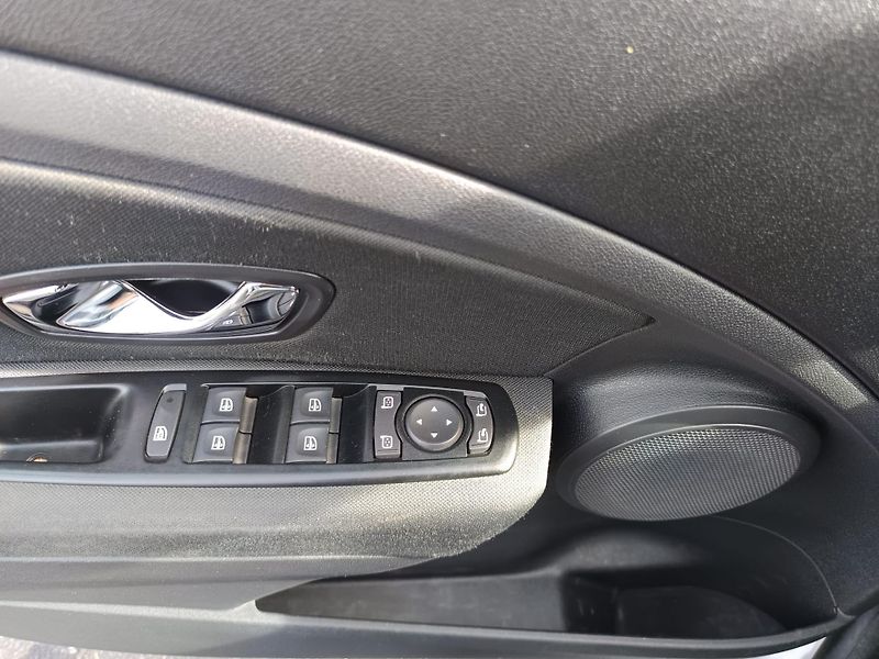 Renault Mégane (2016) - fotka 24 z 37