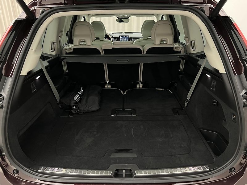 Volvo XC90 T8 AWD RECHARGE BRIGHT PLUS - fotka 5 z 56