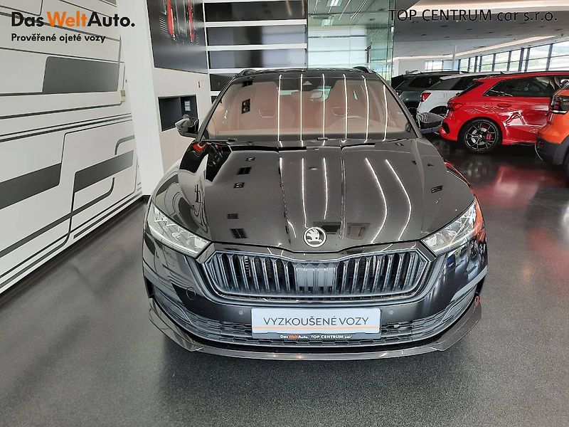 Škoda Octavia (2022) Combi Sportline 2.0 TSI 4x4 (1 - fotka 4 z 31