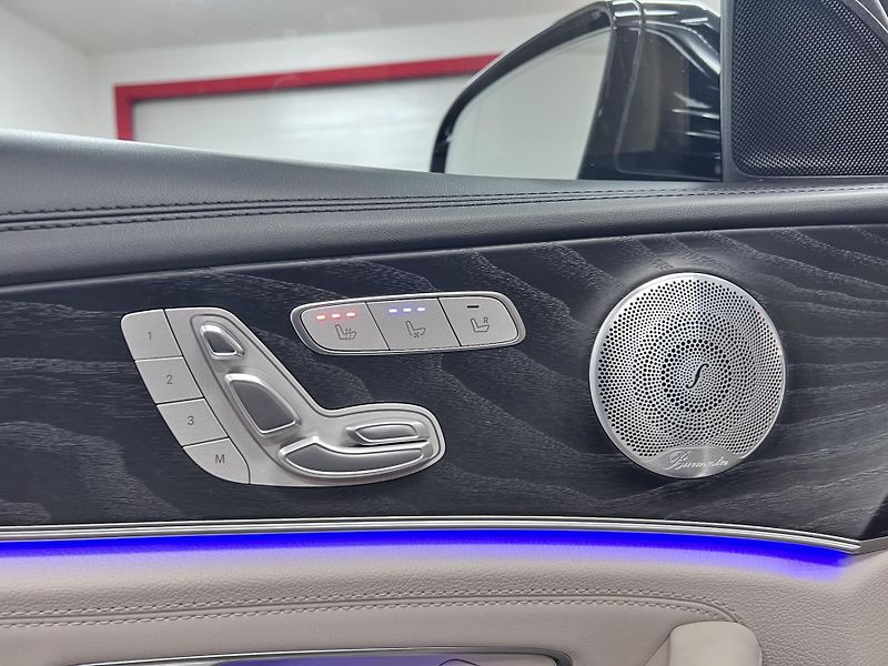 Mercedes-Benz Třídy E E 63s AMG, 4.0i 450 kW 113 Tkm - fotka 38 z 57