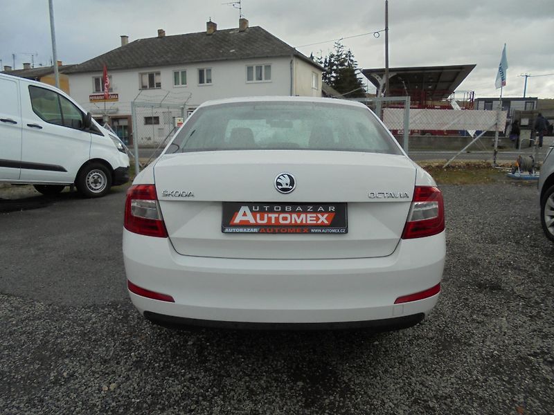 Škoda Octavia (2016) 2.0 TDI-DIGIKLIMA-VYH.SEDADLA - fotka 6 z 11