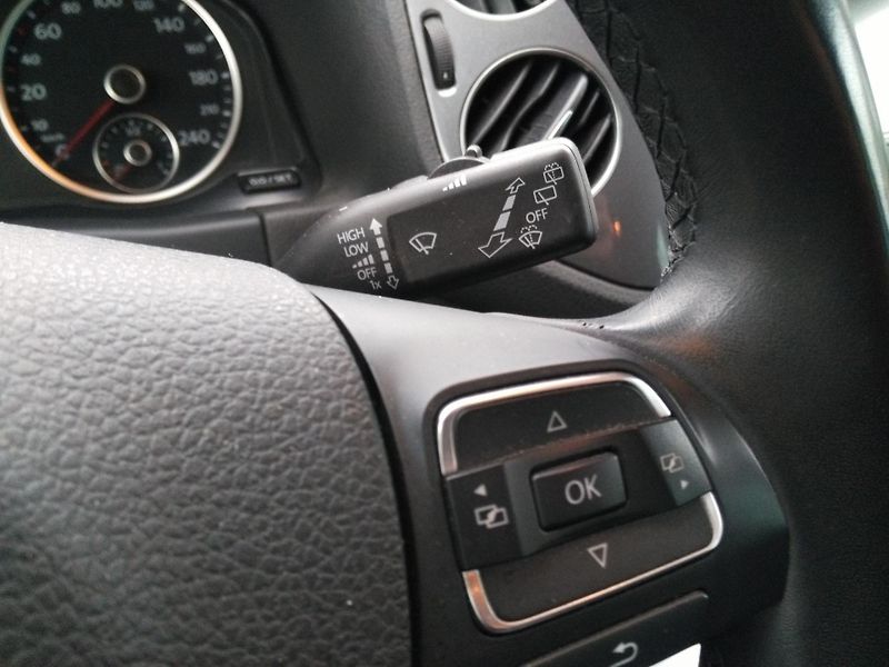Volkswagen Tiguan 2,0 TDI 4Motion /103 kW/ - fotka 17 z 34