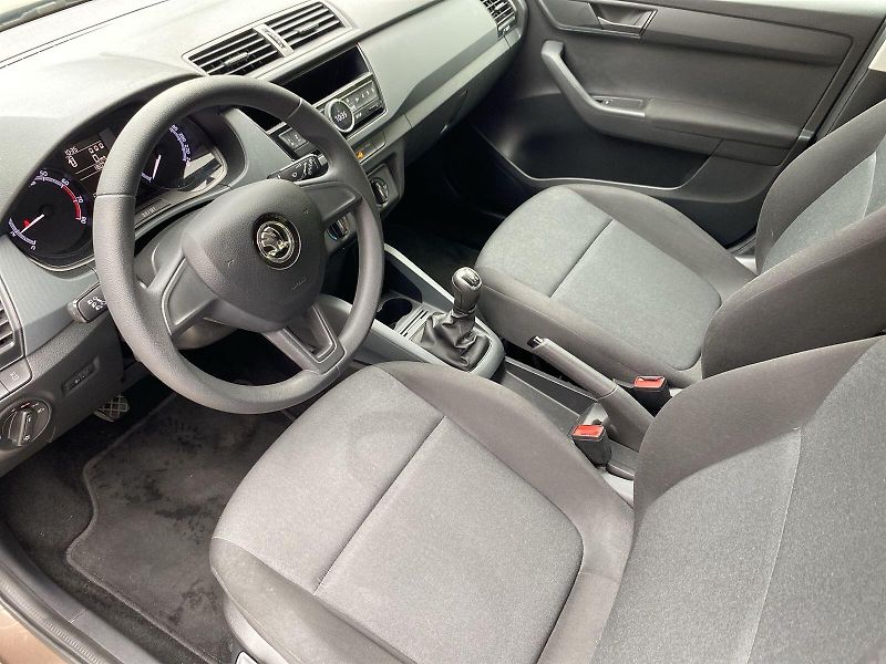 Škoda Fabia (2020) 1.0 MPI Active - fotka 6 z 26