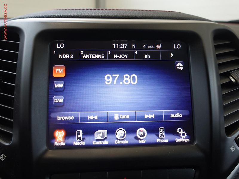 Jeep Cherokee (2014) 3.2 V6 4X4, Trailhawk, AT - fotka 18 z 23