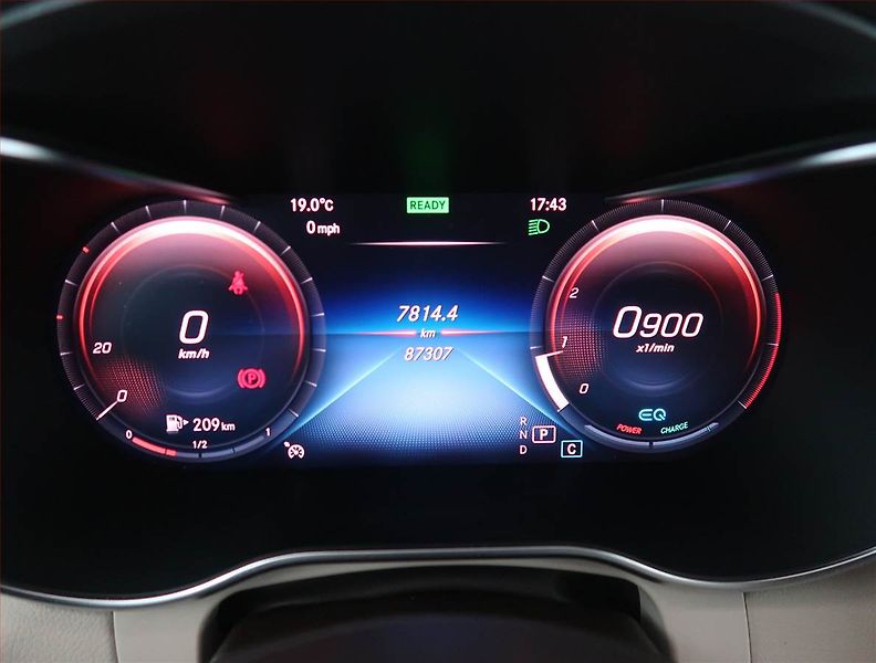 Mercedes-Benz GLC (2021) 200 - fotka 11 z 14