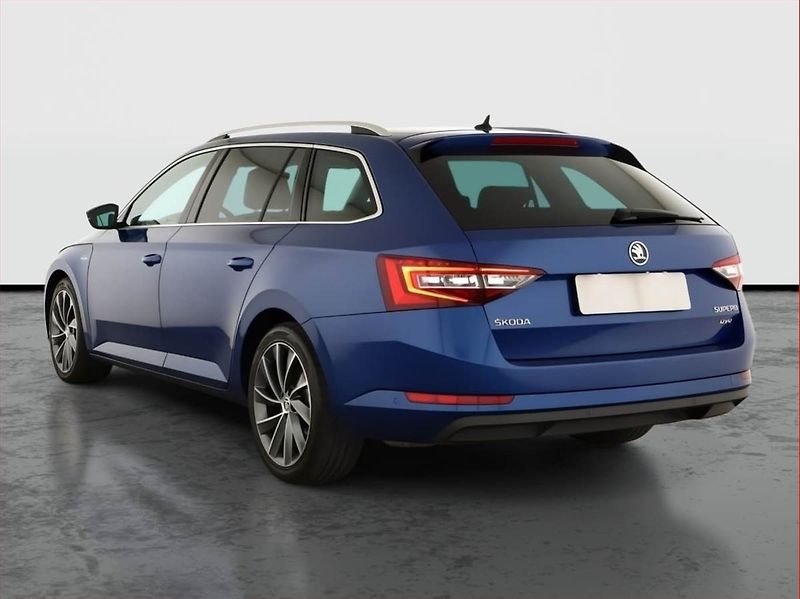 Škoda Superb (2018) Laurin&Klement 2.0 TDI, 4X4 - fotka 4 z 23