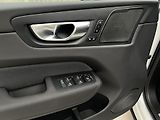 Volvo XC60 B5 AWD BLACK EDITION PLUS AUT  - náhled 47