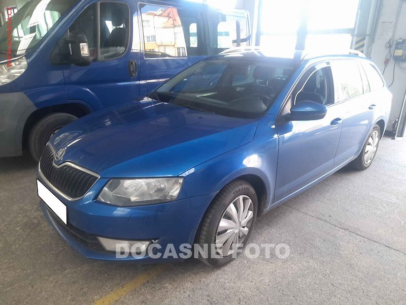 Škoda Octavia (2013) 1.6 TDi - fotka 1 z 3