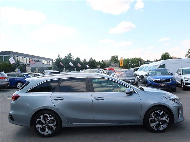 Kia Ceed 1,6 CRDi,100kW,Exclusive,ČR - fotka 6 z 31