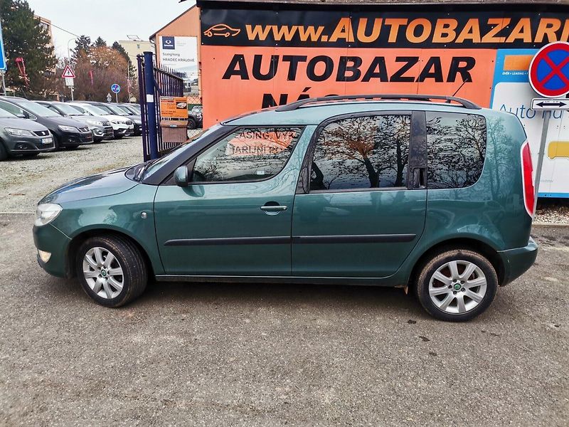Škoda Roomster (2011) 1.2TSi 63kw Ambiente ČR - fotka 23 z 24