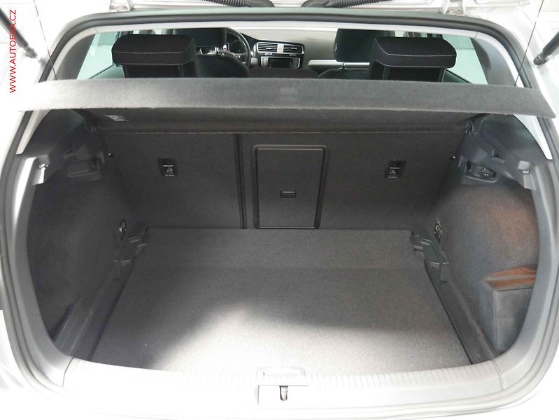 Volkswagen Golf (2015) 1.4 TSi R-Line, CUP - fotka 7 z 23