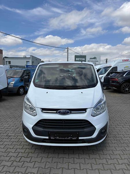 Ford Tourneo Custom (2015) Titanium L1-H1, KLIMA +TZ - fotka 1 z 15