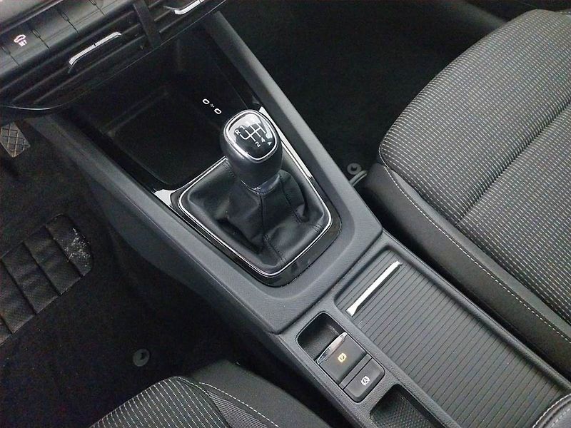 Škoda Octavia (2023) Ambition 2.0 TDI, ČR,1.maj - fotka 13 z 19