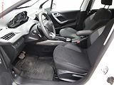 Peugeot 2008 (2019) 1.2 PT, ČR, AT - náhled 9