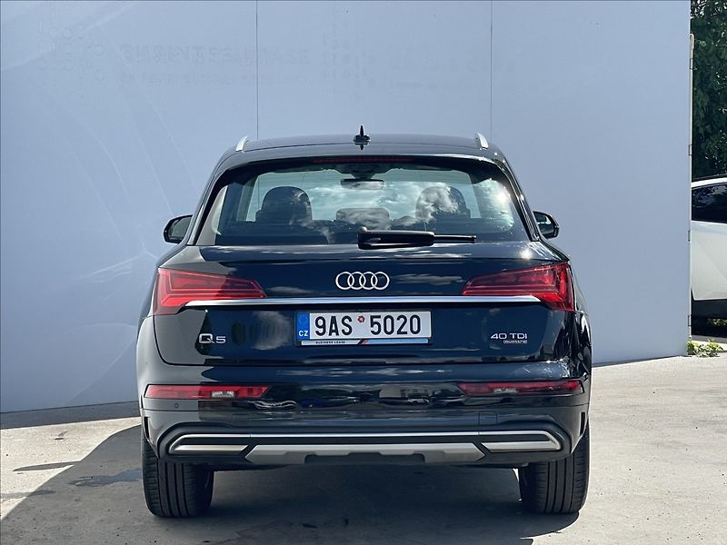 Audi Q5 2,0 40TDI quattro A7 Advanced - fotka 22 z 23