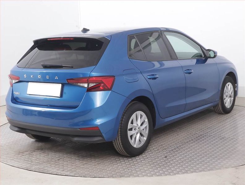 Škoda Fabia (2022) Ambition 1.0 TSI, Serv.kniha - fotka 5 z 15