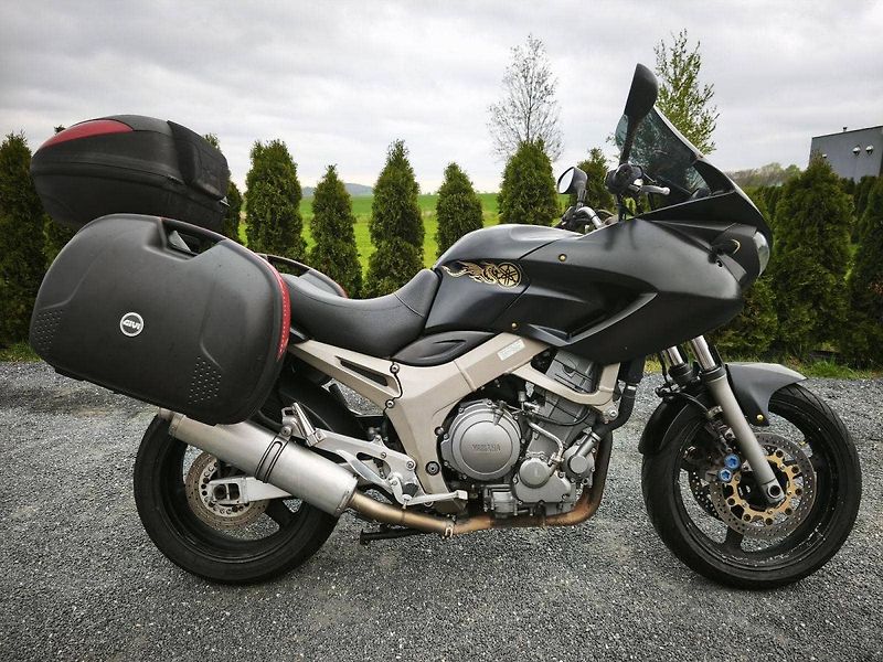 Yamaha TDM 900 (2003) - fotka 1 z 16