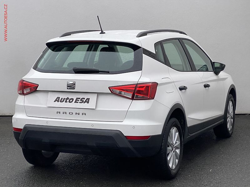 Seat Arona (2018) 1.0 TSi, Reference, +ALU - fotka 4 z 16