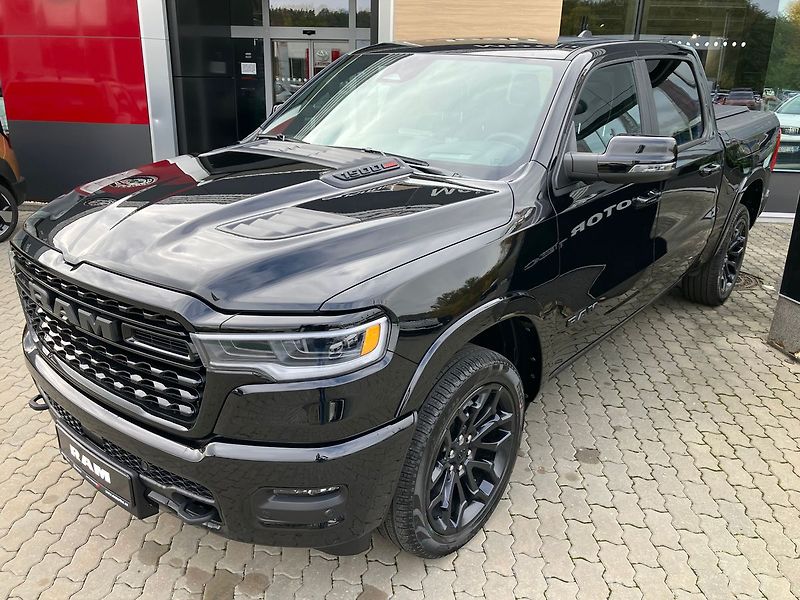 Dodge RAM (2025) 3.0 I6 548k LIMITED NIGHT RAMB - fotka 12 z 63