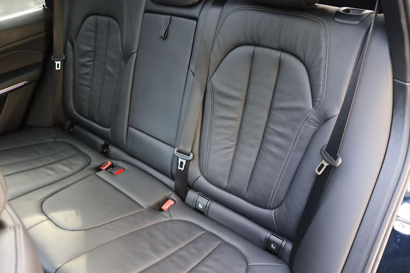 BMW X5 XDRIVE 30D M-PAKET G05 195kW  - fotka 40 z 49