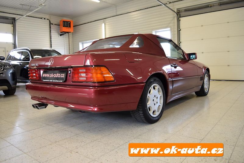 Mercedes-Benz SL 500 129 240 kW AUTOMAT  - fotka 39 z 52