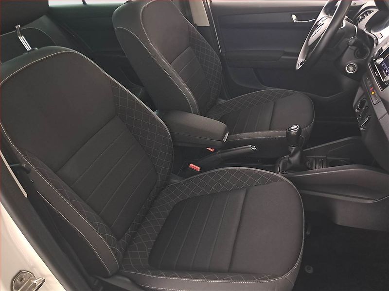 Škoda Fabia (2022) Ambition Plus 1.0 TSI, ČR - fotka 9 z 19