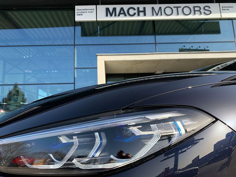 BMW Řada 8 (2025) M850i xDrive Coupé 08/2025 - fotka 7 z 15