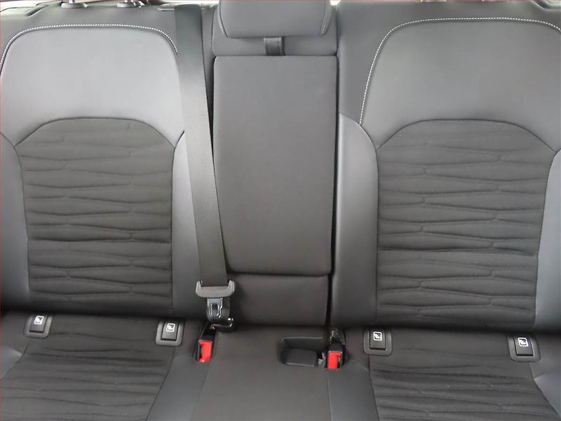 Kia Ceed (2025) GT Line 1.5 T-GDI - fotka 10 z 17