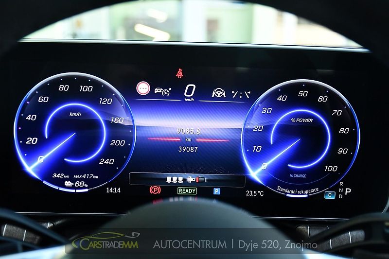 Mercedes-Benz EQE 350 VZDUCH 4MATIC - fotka 30 z 52