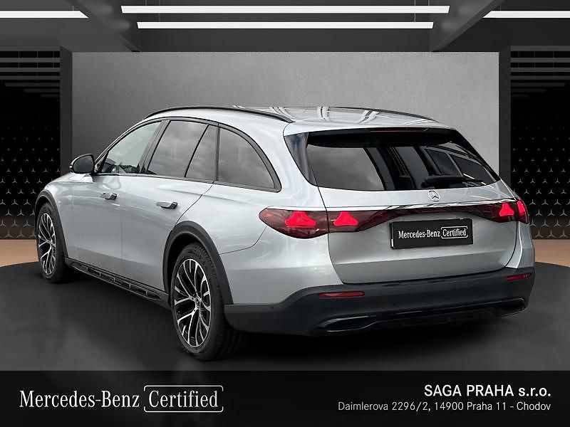 Mercedes-Benz Třídy E Třída E 220 d 4MATIC All-Terra - fotka 7 z 18