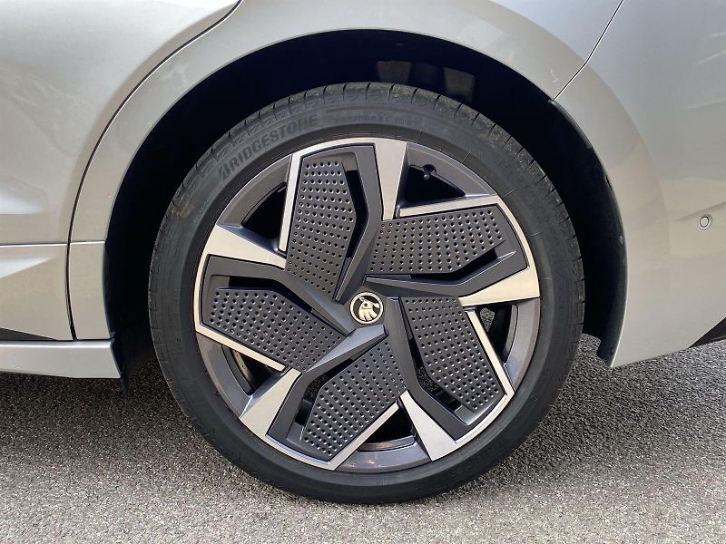 Škoda Enyaq Coupé (2024) 85x RS - fotka 37 z 41