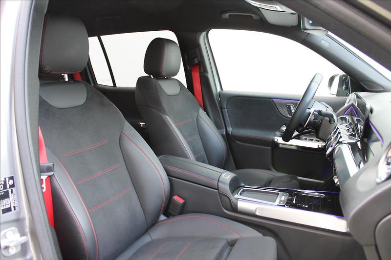 Mercedes-Benz GLB 35 AMG*4M*FACEL*ZÁR*DPH*CZ - fotka 26 z 42