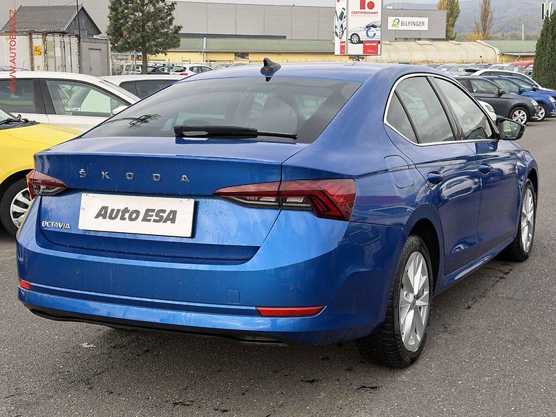 Škoda Octavia (2022) 1.5 TSi, 2.maj,ČR, Style - fotka 4 z 20