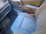 Volkswagen Caravelle (2002) 2.5TDI 111kW -7.MÍST-TAŽ.ZAŘ. - náhled 13
