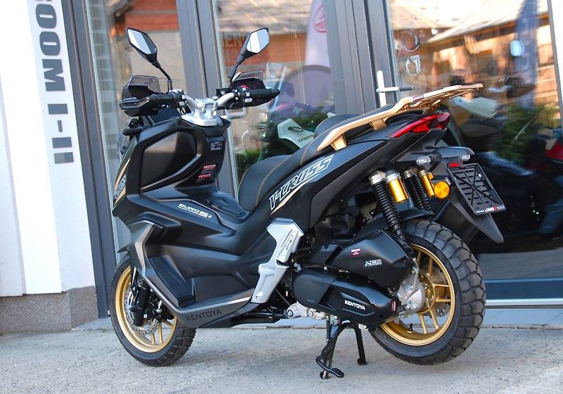 Kentoya (2026) V-Cross 125 4T - fotka 6 z 25