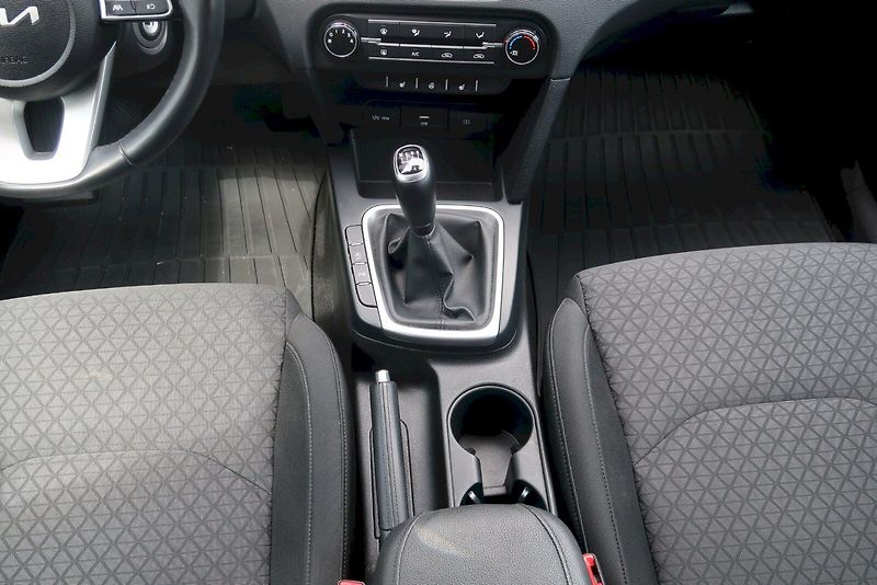 Kia Ceed (2022) Sportswagon 1,0 T-GDI/88 kW - fotka 14 z 30